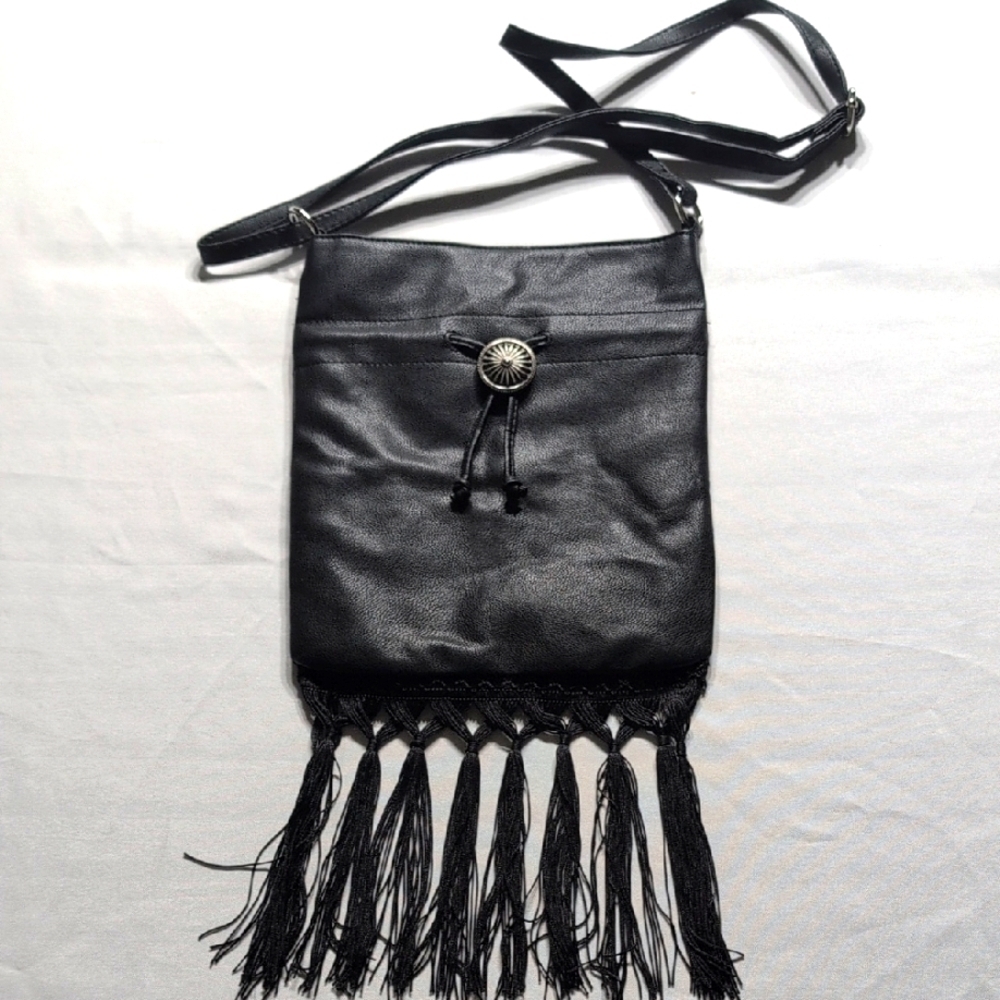 T-shirt & Jeans Elegant Black Fringe Crossbody Bag